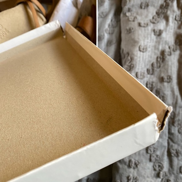 Manolo Blahnik Convu Vachetta Ankle-Cuff Heel - Picture 10 of 10